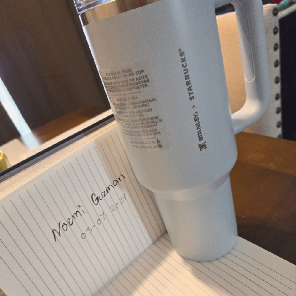 Stanley starbucks spring blue
